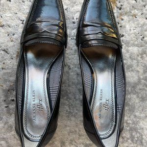 Anne Klein 8 1/2  Black Patent Leather iflex